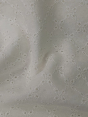 Nádherné tkaničky bílá madeira