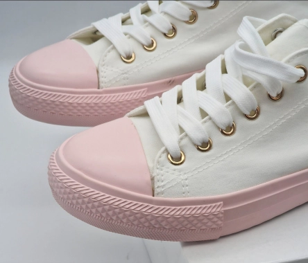 41 Dámské plátěné tenisky krémové s růžovou podrážkou